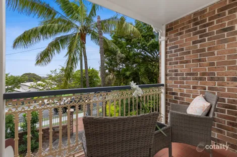 Property photo of 4/27 Swann Road Taringa QLD 4068