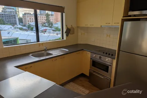 Property photo of 10/474 Upper Edward Street Spring Hill QLD 4000