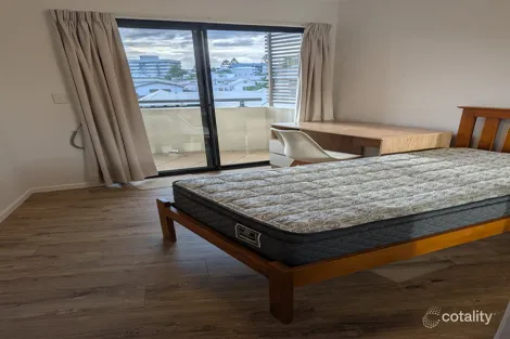 Property photo of 10/474 Upper Edward Street Spring Hill QLD 4000