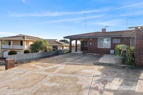 5a Kirby Pl, Marangaroo, WA 6064