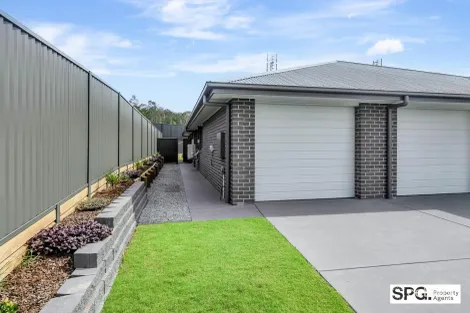 6 Melton Cl, Farley, NSW 2320