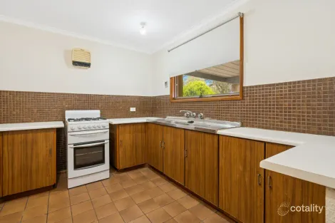 Property photo of 53 Alawoona Road Munno Para SA 5115