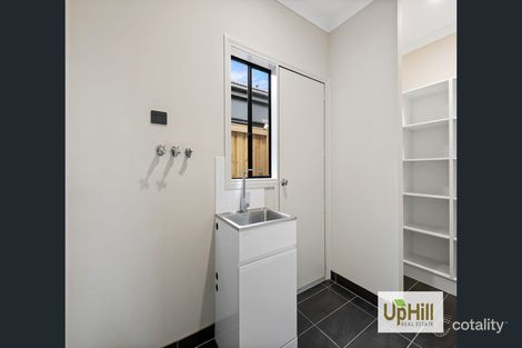 Property photo of 9 Burdekin Road Clyde VIC 3978