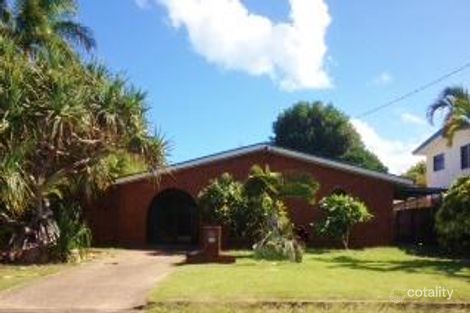 19 Richard St, Urangan, QLD 4655