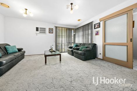 Property photo of 89 Strong Drive Hampton Park VIC 3976