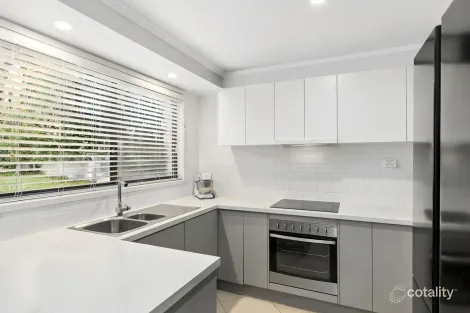 Property photo of 24 Cameron Crescent Kincumber NSW 2251