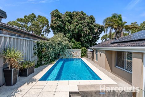 Property photo of 8 Smoothstone Court Joondalup WA 6027