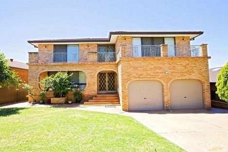 Property photo of 5 Power Street Prairiewood NSW 2176