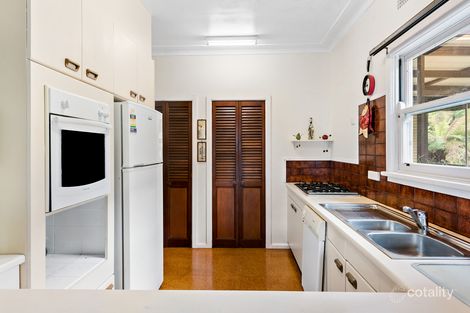 Property photo of 37 William Street Keiraville NSW 2500