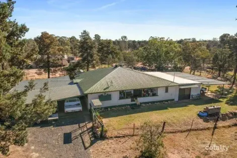 63 Butlers Rd, Miles, QLD 4415