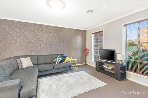 Property photo of 12 St Lukes Road Tarneit VIC 3029