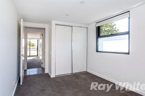 Property photo of 17/33 Queens Avenue Doncaster VIC 3108