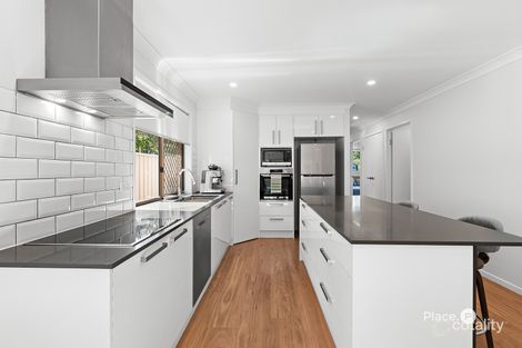 Property photo of 30 Allen Street Wynnum QLD 4178