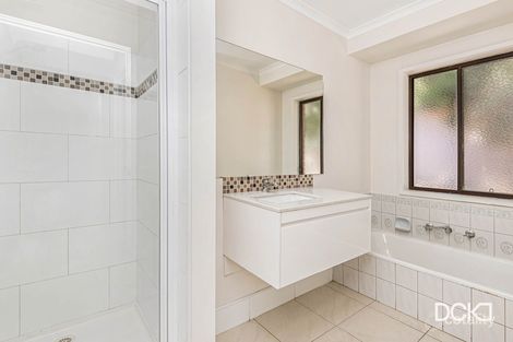 Property photo of 8 Graham Close Flora Hill VIC 3550