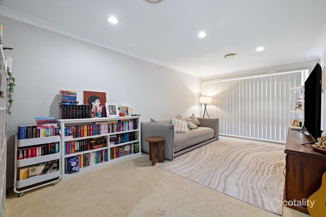 Property photo of 8 Danube Crescent Kearns NSW 2558