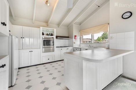 Property photo of 38 Darrambal Crescent Leopold VIC 3224