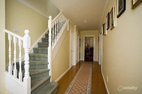 Property photo of 4 Coogee Place Burnside VIC 3023