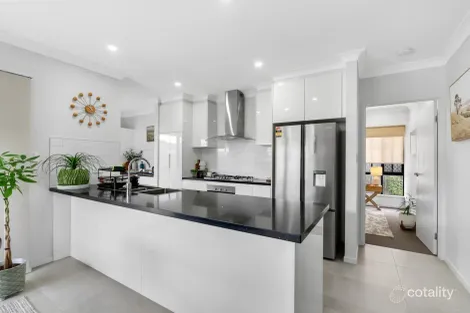 Property photo of 5 Whyambeel Chase Smithfield QLD 4878
