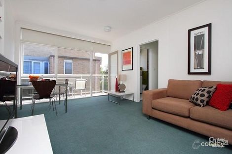Property photo of 18/323 Beaconsfield Parade St Kilda West VIC 3182
