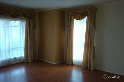 Property photo of 27 Innes Circuit Mawson Lakes SA 5095