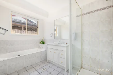 Property photo of 10 Highbury Drive Crestmead QLD 4132