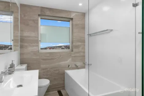 Property photo of 20/20-22 Fairlight Street Fairlight NSW 2094