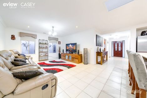 Property photo of 8 Brookland Greens Boulevard Cranbourne VIC 3977