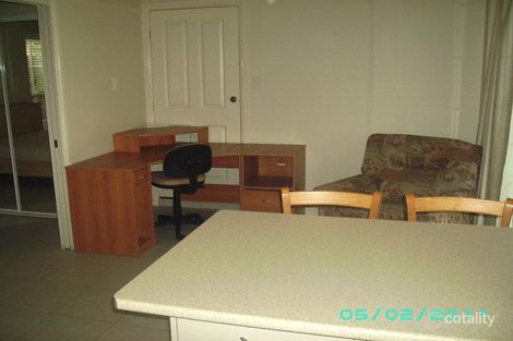 Property photo of 28 Eighth Avenue St Lucia QLD 4067