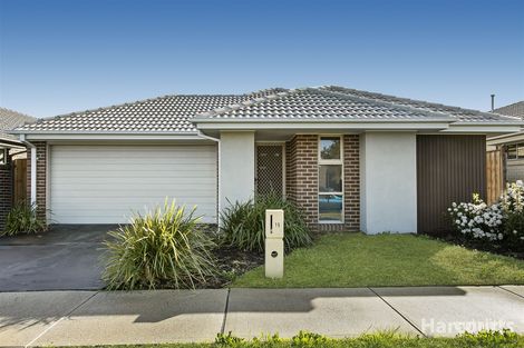 Property photo of 15 Leveret Way Narre Warren South VIC 3805