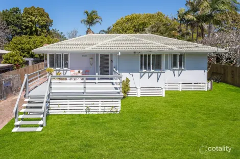 5 Henzell St, Redcliffe, QLD 4020