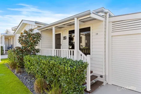 19/1 Norman St, Lake Conjola, NSW 2539