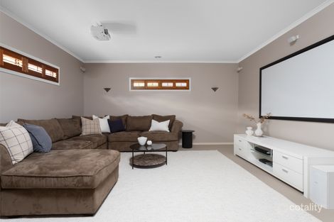 Property photo of 42 Baigent Avenue Doreen VIC 3754