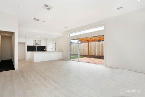 Property photo of 8 Bollinger Street Waurn Ponds VIC 3216
