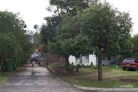 39 Armstrong Rd, Wilson, WA 6107