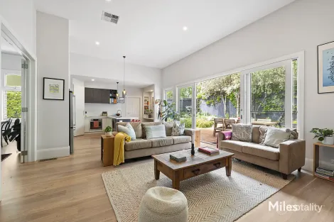 Property photo of 13 Abbotsford Grove Ivanhoe VIC 3079