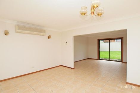 Property photo of 5 Fairburn Close Jewells NSW 2280
