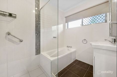Property photo of 6 Magnet Close Riverhills QLD 4074