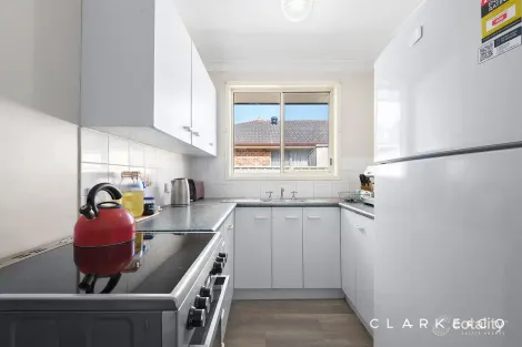 Property photo of 10/5 Justine Parade Rutherford NSW 2320