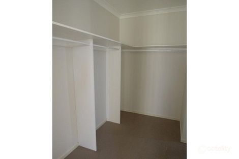 Property photo of 47 Manuka Grove Wyndham Vale VIC 3024