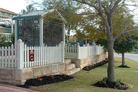 Property photo of 23 Derwent Meander Joondalup WA 6027