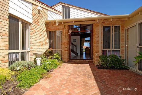 Property photo of 16 Courageous Place Ocean Reef WA 6027