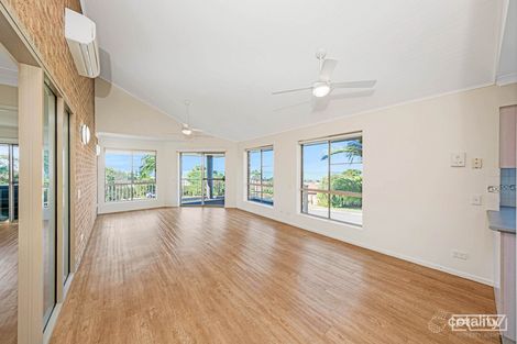 Property photo of 8/192-200 Matthew Flinders Close Lammermoor QLD 4703