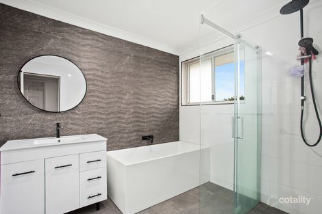 Property photo of 23 The Grove Shellharbour NSW 2529