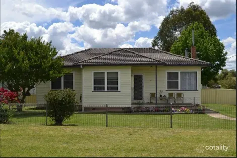 44 Ross St, Inverell, NSW 2360
