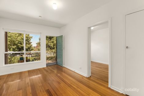 Property photo of 2/28 Eumeralla Road Caulfield South VIC 3162