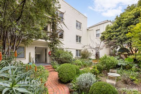 Property photo of 10/13 Beach Avenue Elwood VIC 3184