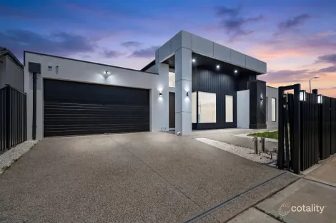 4 Mealie Ave, Mickleham, VIC 3064