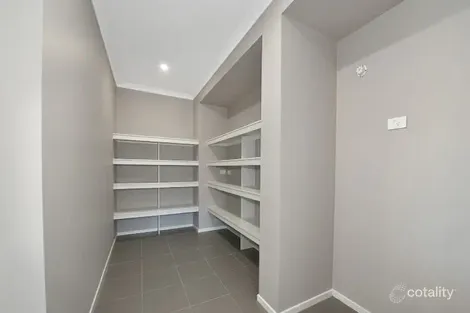 Property photo of 19 Pascal Crescent Kalkallo VIC 3064