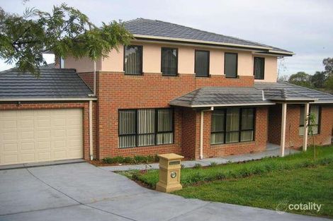 2/6 Bowen Rd, Doncaster East, VIC 3109