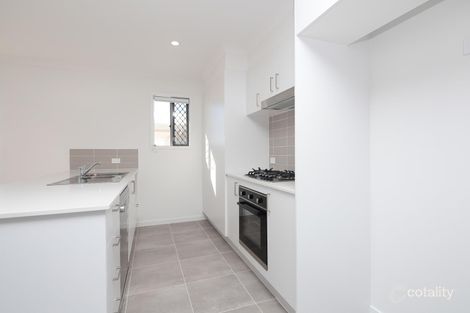 Property photo of 102 Steamer Way Spring Mountain QLD 4300